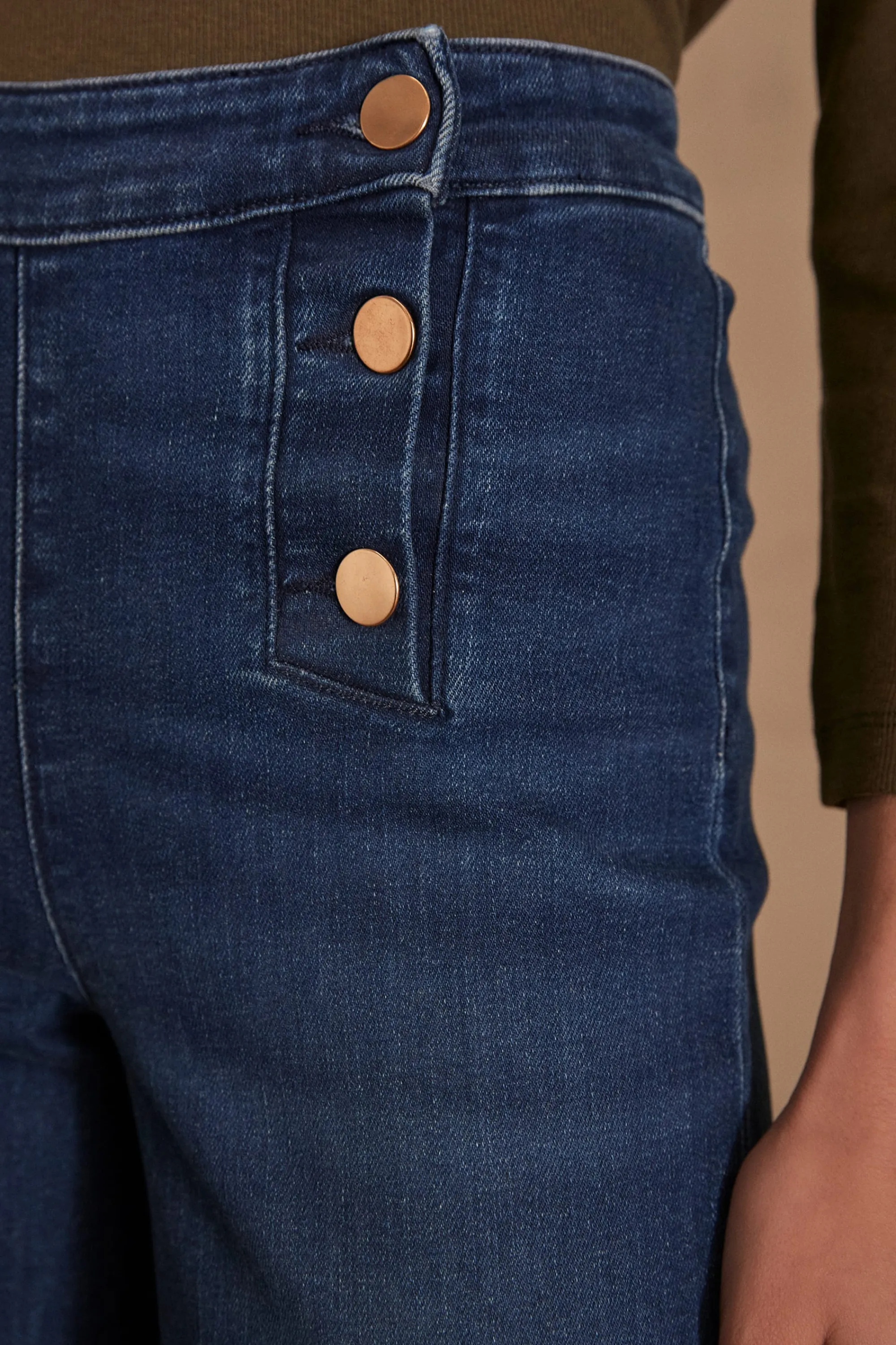 Maison 123 Jeans We Care | Jeans Taille Haute>Jean large OXAN Produit labellisé We Care mettant en avant l'utilisation de matières plus responsables et la valorisation de la production locale INDIGO