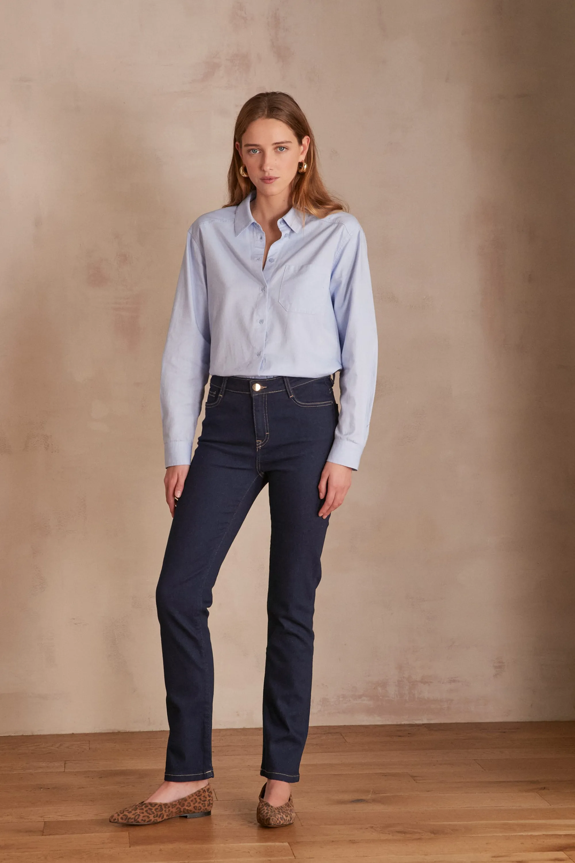 Maison 123 Jeans We Care | Jeans Droits>Jean SONIA Produit labellisé We Care mettant en avant l'utilisation de matières plus responsables et la valorisation de la production locale CELADON