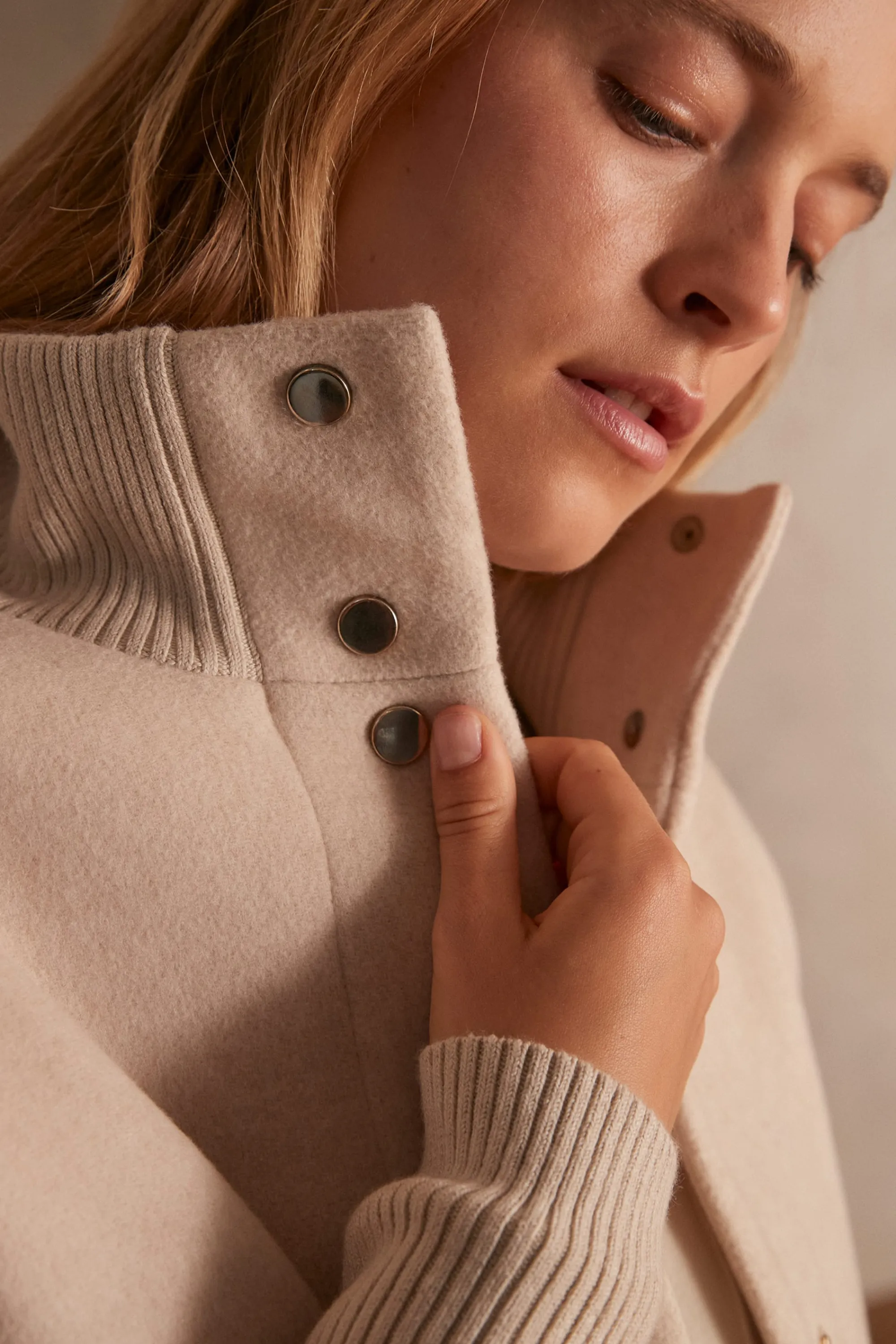 Maison 123 Manteaux Longs | Manteaux En Laine>Manteau en laine MAGDA Produit labellisé We Care mettant en avant l'utilisation de matières plus responsables et la valorisation de la production locale BEIGE