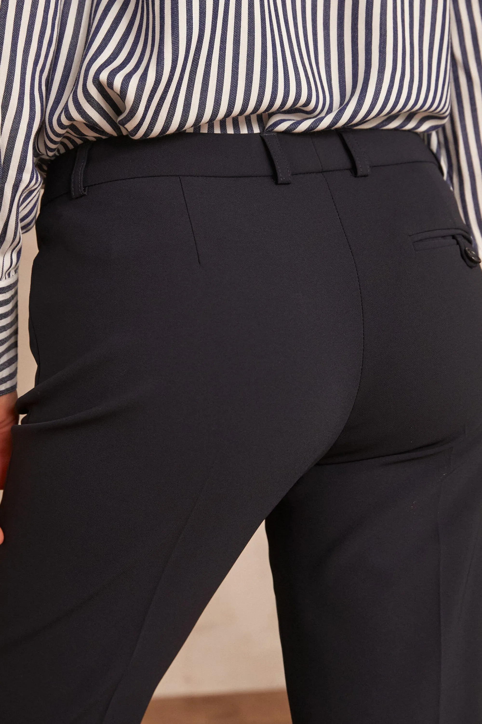 Maison 123 Pantalons De Tailleur | Tailleurs>Pantalon cigarette Valero Produit labellisé We Care mettant en avant l'utilisation de matières plus responsables et la valorisation de la production locale MARINE