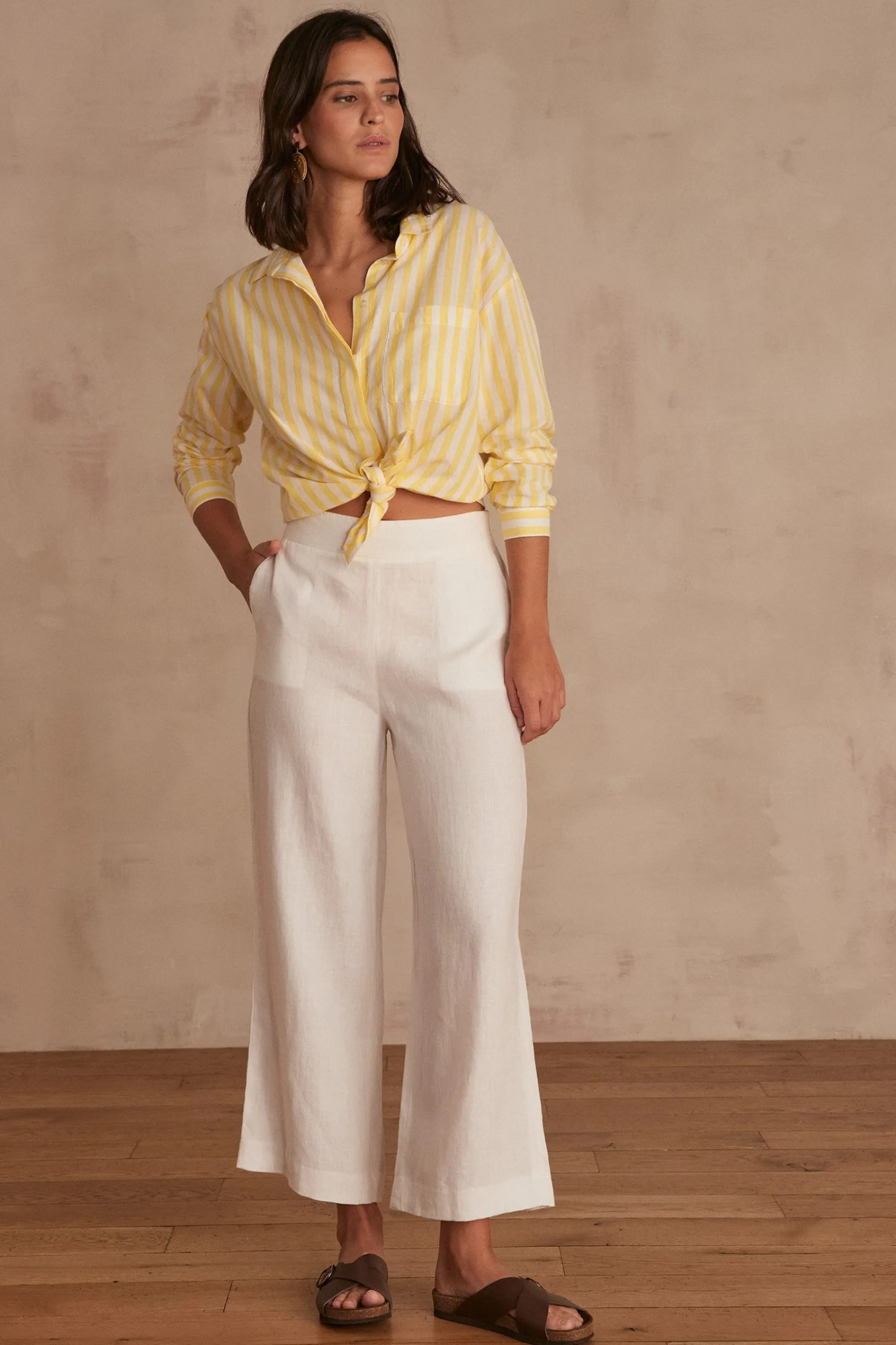 Maison 123 Pantalons Fluides | Pantalons Larges>Pantalon droit en lin Pio Produit labellisé We Care mettant en avant l'utilisation de matières plus responsables et la valorisation de la production locale BLANC