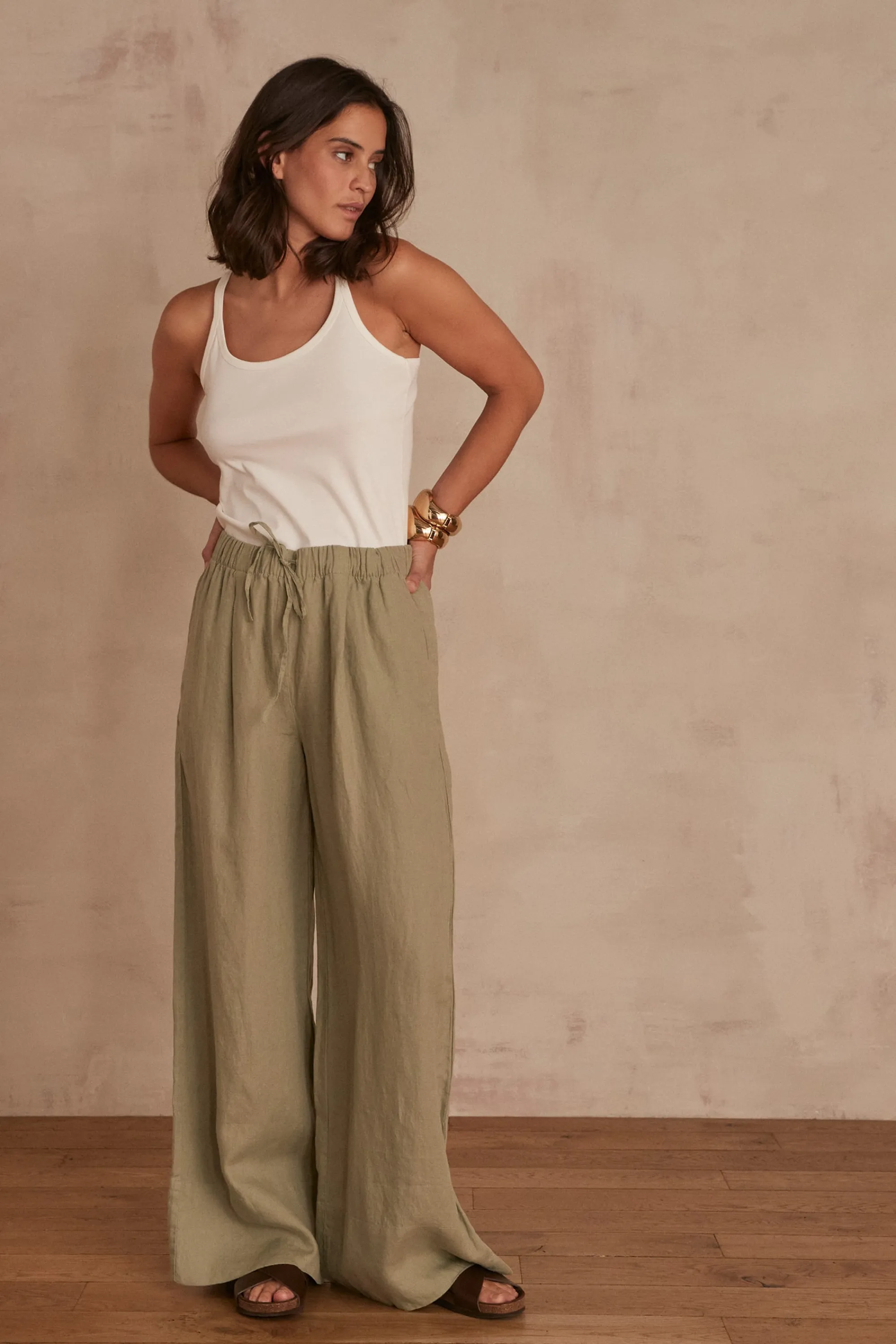 Maison 123 Pantalons Fluides | Pantalons Larges>Pantalon en lin PRINCE Produit labellisé We Care mettant en avant l'utilisation de matières plus responsables et la valorisation de la production locale AMANDE