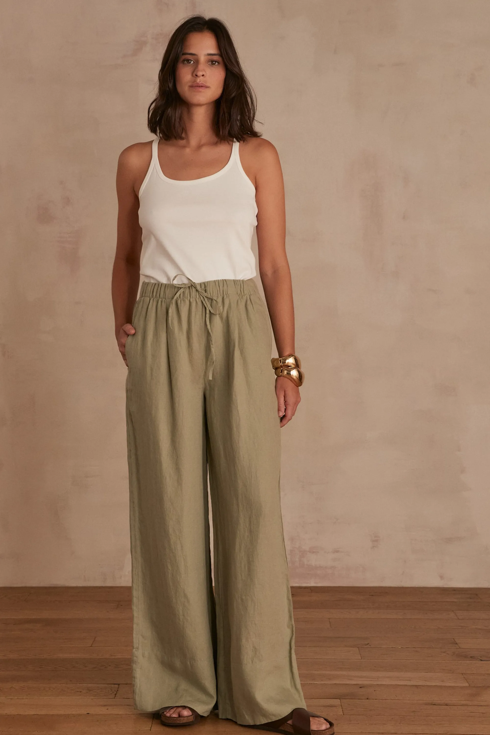 Maison 123 Pantalons Fluides | Pantalons Larges>Pantalon en lin PRINCE Produit labellisé We Care mettant en avant l'utilisation de matières plus responsables et la valorisation de la production locale AMANDE