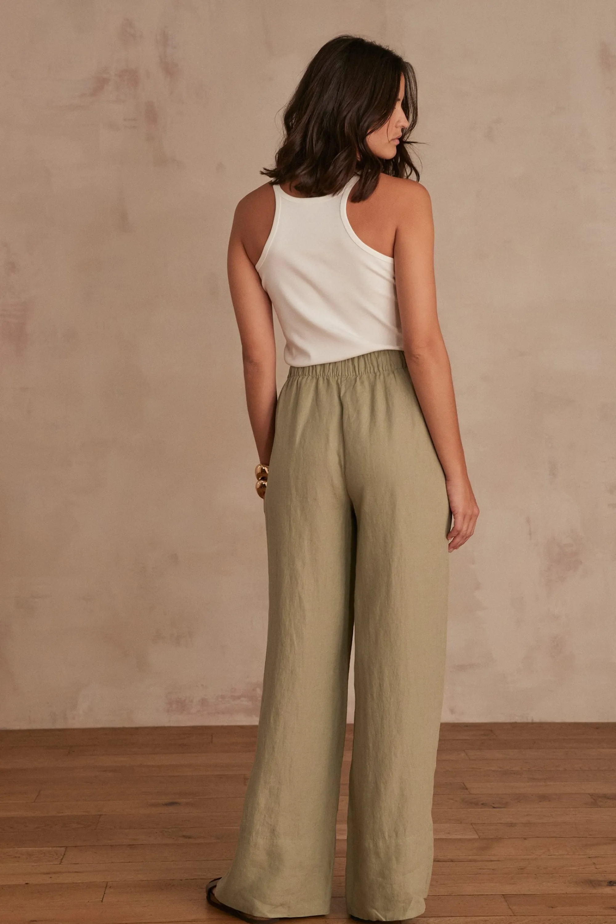 Maison 123 Pantalons Fluides | Pantalons Larges>Pantalon en lin PRINCE Produit labellisé We Care mettant en avant l'utilisation de matières plus responsables et la valorisation de la production locale AMANDE